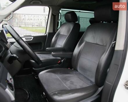 Белый Фольксваген Мультиван, объемом двигателя 1.98 л и пробегом 302 тыс. км за 23700 $, фото 6 на Automoto.ua