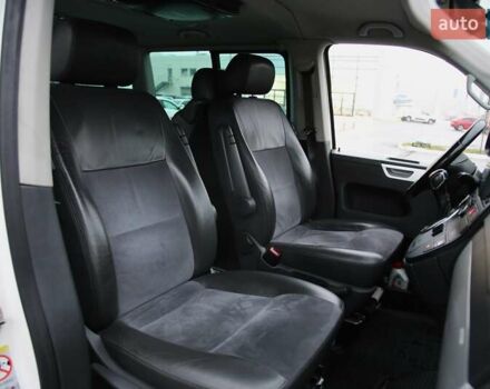 Белый Фольксваген Мультиван, объемом двигателя 1.98 л и пробегом 302 тыс. км за 23700 $, фото 9 на Automoto.ua