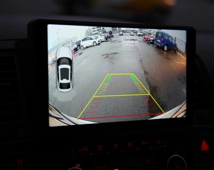 Белый Фольксваген Мультиван, объемом двигателя 2 л и пробегом 302 тыс. км за 23700 $, фото 18 на Automoto.ua