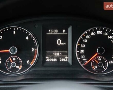 Белый Фольксваген Мультиван, объемом двигателя 1.98 л и пробегом 302 тыс. км за 23400 $, фото 14 на Automoto.ua