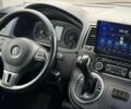 Білий Фольксваген Мультиван, об'ємом двигуна 1.98 л та пробігом 302 тис. км за 17900 $, фото 3 на Automoto.ua