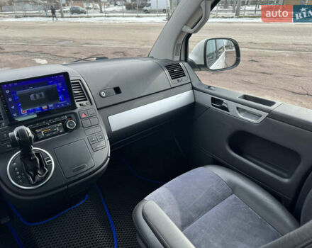 Білий Фольксваген Мультиван, об'ємом двигуна 1.97 л та пробігом 231 тис. км за 20500 $, фото 22 на Automoto.ua