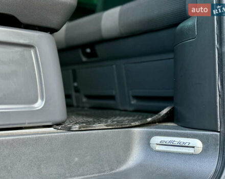 Белый Фольксваген Мультиван, объемом двигателя 1.97 л и пробегом 313 тыс. км за 26200 $, фото 41 на Automoto.ua