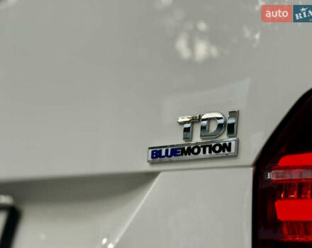 Белый Фольксваген Мультиван, объемом двигателя 1.97 л и пробегом 313 тыс. км за 26200 $, фото 64 на Automoto.ua