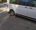 Белый Фольксваген Мультиван, объемом двигателя 1.98 л и пробегом 193 тыс. км за 22100 $, фото 1 на Automoto.ua
