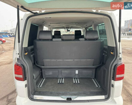 Білий Фольксваген Мультиван, об'ємом двигуна 1.97 л та пробігом 231 тис. км за 20500 $, фото 26 на Automoto.ua