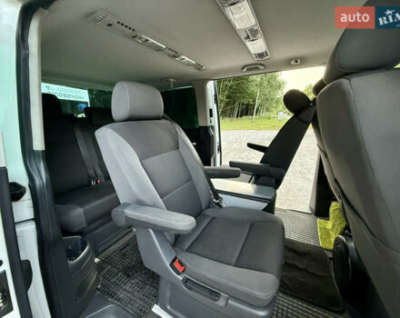 Белый Фольксваген Мультиван, объемом двигателя 1.97 л и пробегом 313 тыс. км за 26200 $, фото 10 на Automoto.ua