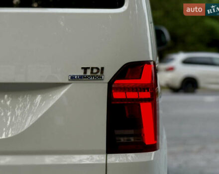 Белый Фольксваген Мультиван, объемом двигателя 1.97 л и пробегом 313 тыс. км за 26200 $, фото 26 на Automoto.ua