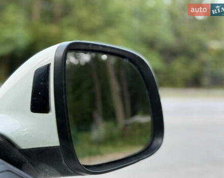 Белый Фольксваген Мультиван, объемом двигателя 1.97 л и пробегом 313 тыс. км за 26200 $, фото 48 на Automoto.ua