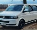 Белый Фольксваген Мультиван, объемом двигателя 2.5 л и пробегом 217 тыс. км за 4100 $, фото 1 на Automoto.ua