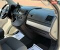 Білий Фольксваген Мультиван, об'ємом двигуна 2 л та пробігом 280 тис. км за 22300 $, фото 16 на Automoto.ua