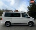 Білий Фольксваген Мультиван, об'ємом двигуна 2 л та пробігом 223 тис. км за 19999 $, фото 91 на Automoto.ua