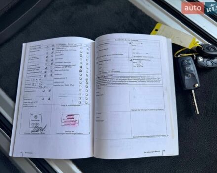 Белый Фольксваген Мультиван, объемом двигателя 2 л и пробегом 280 тыс. км за 22900 $, фото 71 на Automoto.ua