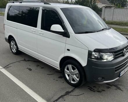 Белый Фольксваген Мультиван, объемом двигателя 2 л и пробегом 190 тыс. км за 26100 $, фото 3 на Automoto.ua