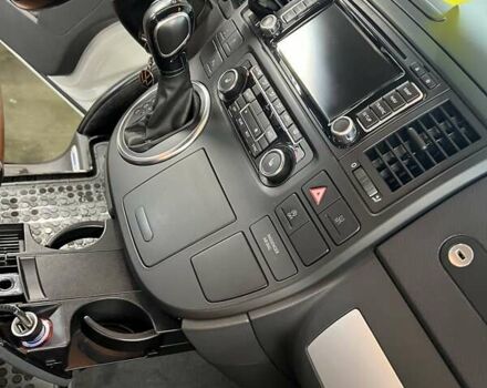 Белый Фольксваген Мультиван, объемом двигателя 2 л и пробегом 190 тыс. км за 26100 $, фото 9 на Automoto.ua