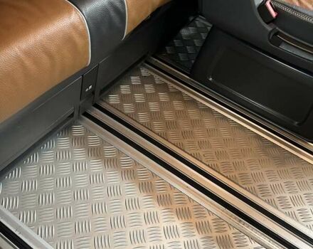 Белый Фольксваген Мультиван, объемом двигателя 2 л и пробегом 190 тыс. км за 26100 $, фото 10 на Automoto.ua