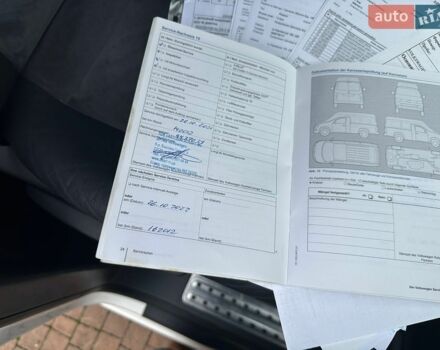 Білий Фольксваген Мультиван, об'ємом двигуна 1.98 л та пробігом 207 тис. км за 28900 $, фото 5 на Automoto.ua