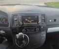 Білий Фольксваген Мультиван, об'ємом двигуна 1.98 л та пробігом 215 тис. км за 26900 $, фото 39 на Automoto.ua