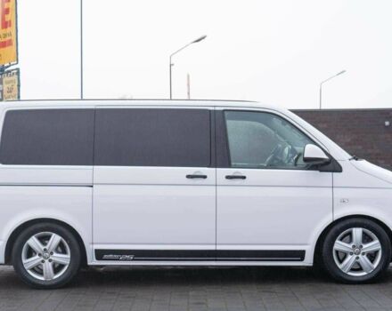 Белый Фольксваген Мультиван, объемом двигателя 2 л и пробегом 175 тыс. км за 9700 $, фото 3 на Automoto.ua