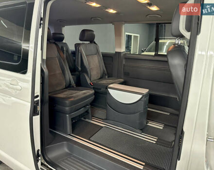 Белый Фольксваген Мультиван, объемом двигателя 1.97 л и пробегом 224 тыс. км за 35000 $, фото 17 на Automoto.ua