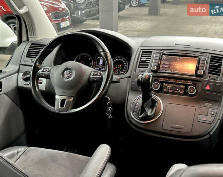 Белый Фольксваген Мультиван, объемом двигателя 1.97 л и пробегом 224 тыс. км за 35000 $, фото 23 на Automoto.ua