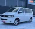 Белый Фольксваген Мультиван, объемом двигателя 2 л и пробегом 221 тыс. км за 26500 $, фото 2 на Automoto.ua