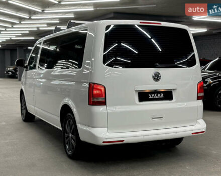 Белый Фольксваген Мультиван, объемом двигателя 1.97 л и пробегом 224 тыс. км за 35000 $, фото 3 на Automoto.ua