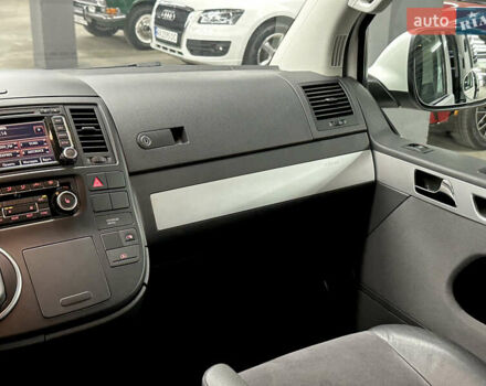 Белый Фольксваген Мультиван, объемом двигателя 1.97 л и пробегом 224 тыс. км за 35000 $, фото 24 на Automoto.ua