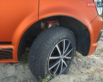 Фольксваген Мультиван 2016 в Черкассах на Automoto.ua Белый Фольксваген Мультиван, объемом двигателя 1.98 л и пробегом 200 тыс. км за 49000 $, фото 33 на Automoto.ua