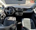Білий Фольксваген Мультиван, об'ємом двигуна 1.97 л та пробігом 359 тис. км за 28000 $, фото 18 на Automoto.ua