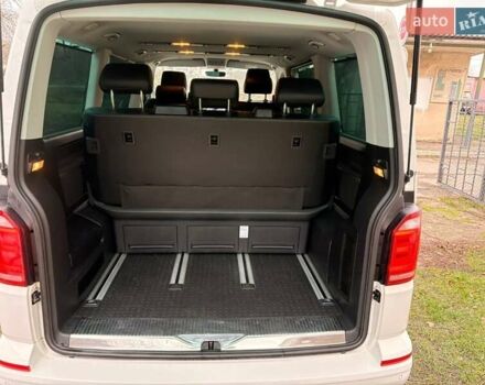 Білий Фольксваген Мультиван, об'ємом двигуна 1.97 л та пробігом 355 тис. км за 28700 $, фото 4 на Automoto.ua