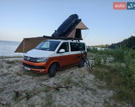 Фольксваген Мультиван 2016 в Черкассах на Automoto.ua Белый Фольксваген Мультиван, объемом двигателя 1.98 л и пробегом 200 тыс. км за 49000 $, фото 38 на Automoto.ua