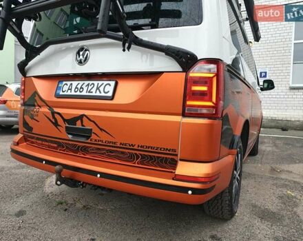 Фольксваген Мультиван 2016 в Черкассах на Automoto.ua Белый Фольксваген Мультиван, объемом двигателя 1.98 л и пробегом 200 тыс. км за 49000 $, фото 7 на Automoto.ua