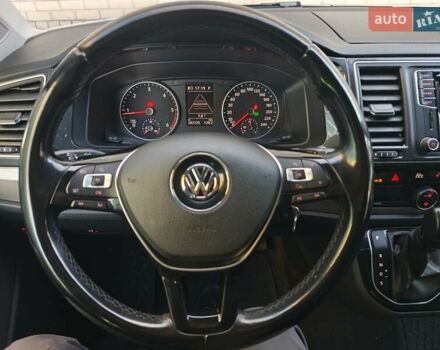 Фольксваген Мультиван 2016 в Черкассах на Automoto.ua Белый Фольксваген Мультиван, объемом двигателя 1.98 л и пробегом 200 тыс. км за 49000 $, фото 9 на Automoto.ua