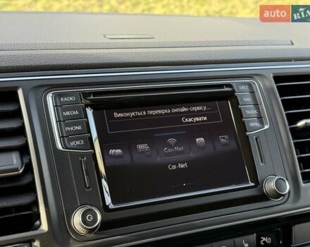 Белый Фольксваген Мультиван, объемом двигателя 1.98 л и пробегом 225 тыс. км за 34999 $, фото 42 на Automoto.ua