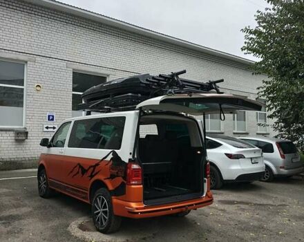 Фольксваген Мультиван 2016 в Черкассах на Automoto.ua Белый Фольксваген Мультиван, объемом двигателя 1.98 л и пробегом 200 тыс. км за 49000 $, фото 20 на Automoto.ua