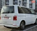 Белый Фольксваген Мультиван, объемом двигателя 1.98 л и пробегом 225 тыс. км за 34999 $, фото 13 на Automoto.ua