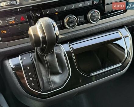 Белый Фольксваген Мультиван, объемом двигателя 1.98 л и пробегом 225 тыс. км за 34999 $, фото 39 на Automoto.ua