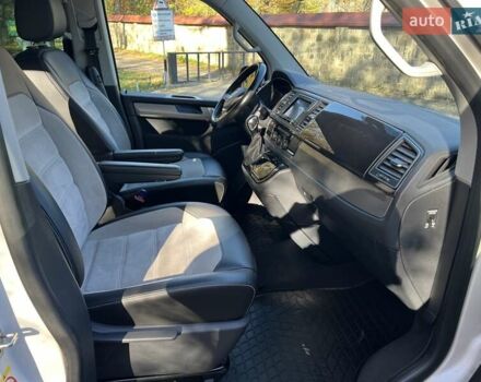 Білий Фольксваген Мультиван, об'ємом двигуна 1.97 л та пробігом 230 тис. км за 43000 $, фото 35 на Automoto.ua