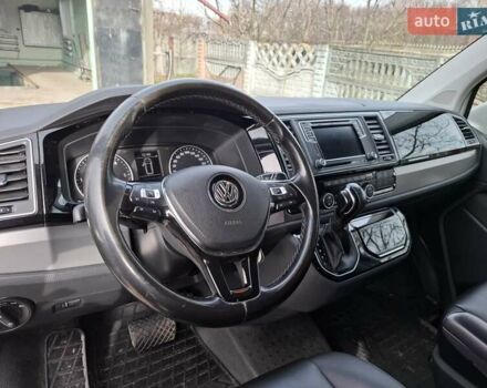 Білий Фольксваген Мультиван, об'ємом двигуна 1.97 л та пробігом 128 тис. км за 58000 $, фото 10 на Automoto.ua