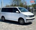 Белый Фольксваген Мультиван, объемом двигателя 2 л и пробегом 195 тыс. км за 37900 $, фото 5 на Automoto.ua