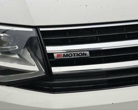 Фольксваген Мультиван 2017 у Хмельницькому на Automoto.ua Білий Фольксваген Мультиван, об'ємом двигуна 1.97 л та пробігом 272 тис. км за 34900 $, фото 34 на Automoto.ua