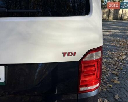 Білий Фольксваген Мультиван, об'ємом двигуна 1.97 л та пробігом 230 тис. км за 43000 $, фото 31 на Automoto.ua