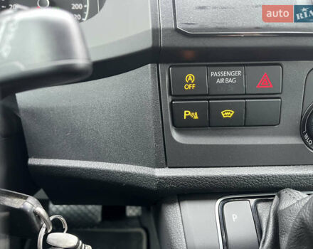 Білий Фольксваген Мультиван, об'ємом двигуна 1.97 л та пробігом 103 тис. км за 36900 $, фото 69 на Automoto.ua