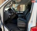 Білий Фольксваген Мультиван, об'ємом двигуна 2 л та пробігом 227 тис. км за 39372 $, фото 20 на Automoto.ua