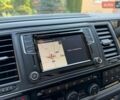 Білий Фольксваген Мультиван, об'ємом двигуна 2 л та пробігом 227 тис. км за 39372 $, фото 38 на Automoto.ua