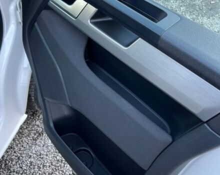 Білий Фольксваген Мультиван, об'ємом двигуна 0 л та пробігом 200 тис. км за 35800 $, фото 16 на Automoto.ua