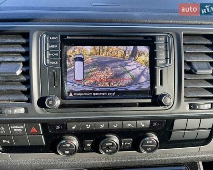 Білий Фольксваген Мультиван, об'ємом двигуна 1.97 л та пробігом 230 тис. км за 43000 $, фото 46 на Automoto.ua