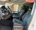 Білий Фольксваген Мультиван, об'ємом двигуна 2 л та пробігом 227 тис. км за 39372 $, фото 21 на Automoto.ua