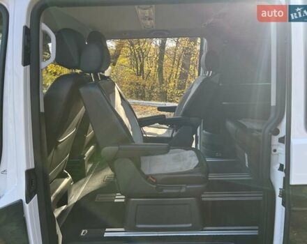 Білий Фольксваген Мультиван, об'ємом двигуна 1.97 л та пробігом 230 тис. км за 43000 $, фото 38 на Automoto.ua